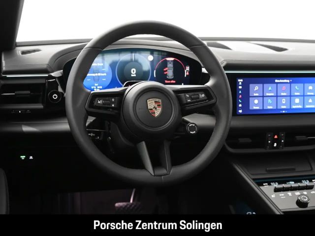 Porsche Macan 4