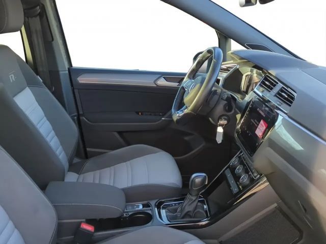 Volkswagen Touran 1.5 TSI Highline R-Line