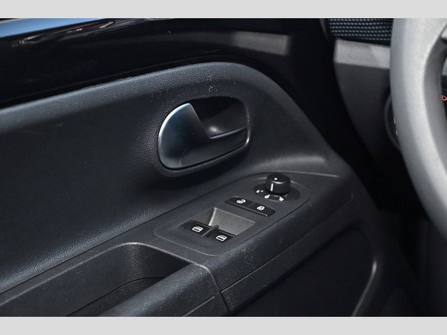 Volkswagen up! Move Move up!