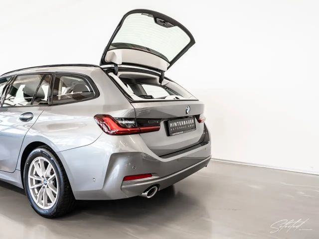 BMW 320 320d Touring xDrive