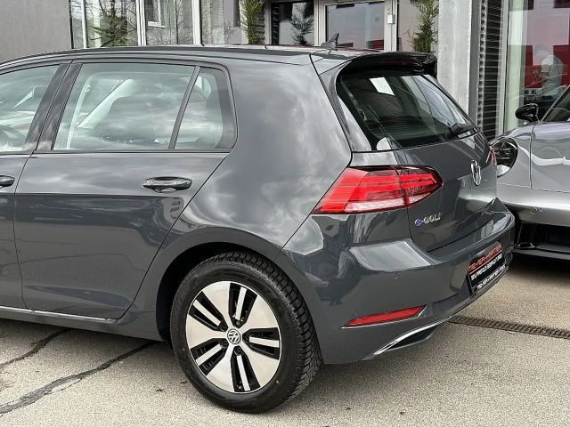 Volkswagen Golf e-Golf