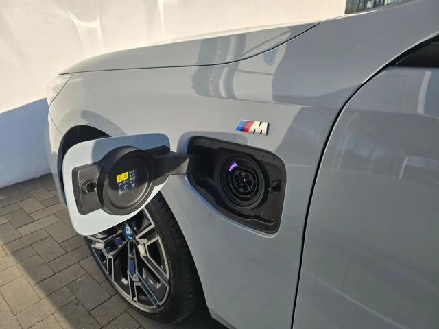 BMW 530 530e M-Sport Touring