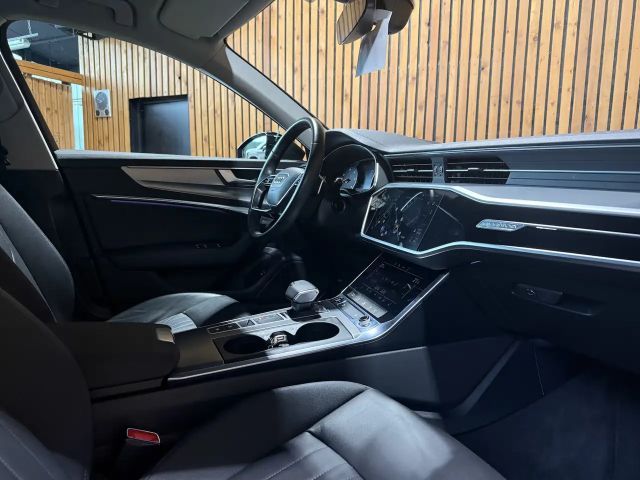 Audi A6 Avant Quattro