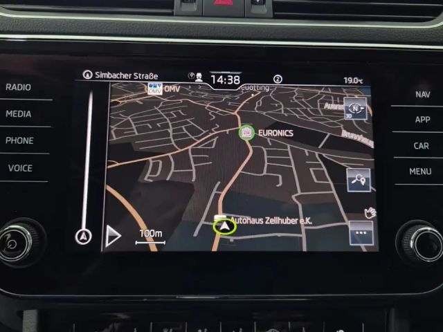 Skoda Superb 2.0 TDI Combi