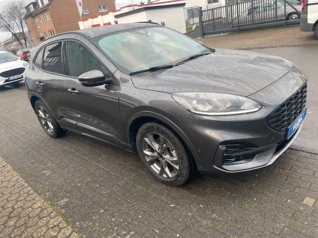 Ford Kuga Hybrid ST Line