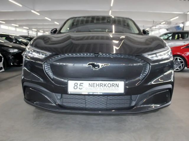 Ford Mustang Mach-E 99 kWh Top Ausstattung + Panoramadach