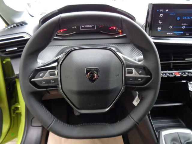 Peugeot 208 PureTech Style