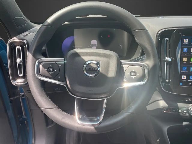 Volvo XC40 AWD Plus Recharge Twin Engine