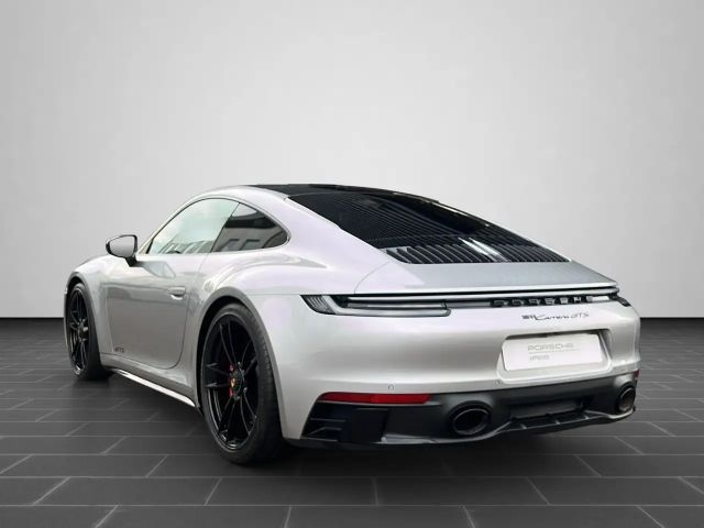 Porsche 992 Carrera Coupé GTS