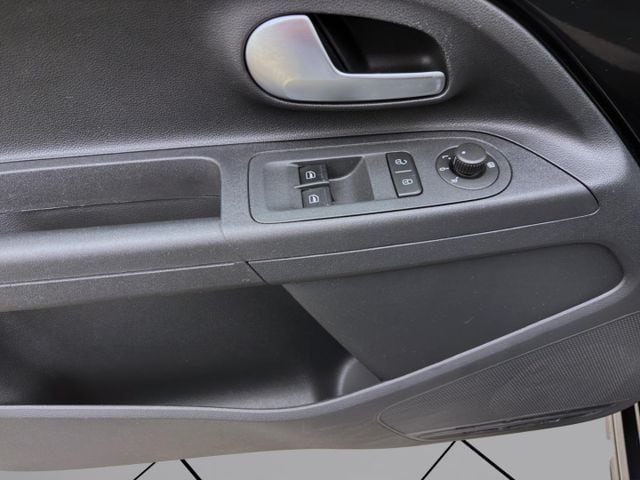 Volkswagen e-up! Max