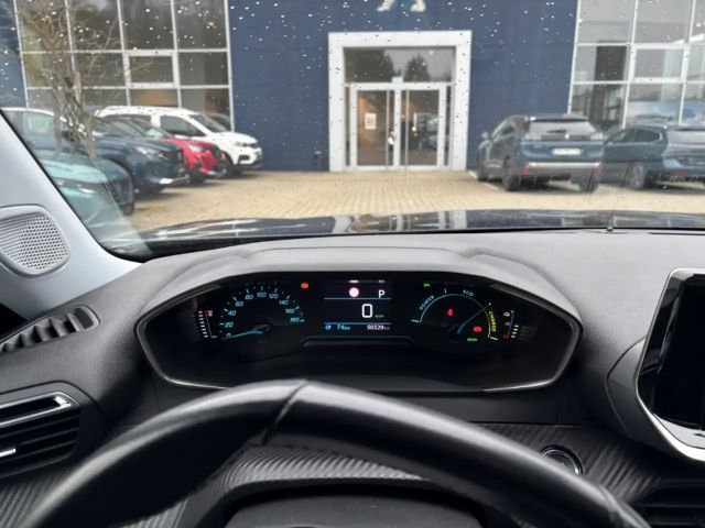 Peugeot E-2008 Active Pack