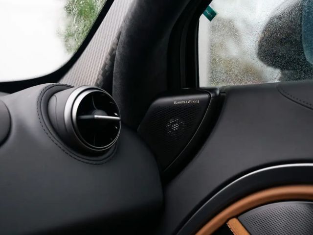 McLaren 600LT 750S Coupé I TechLux I B&W