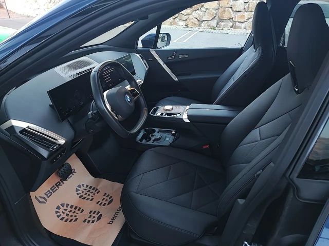 BMW iX xDrive50