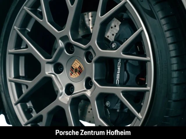 Porsche 992 Carrera Coupé