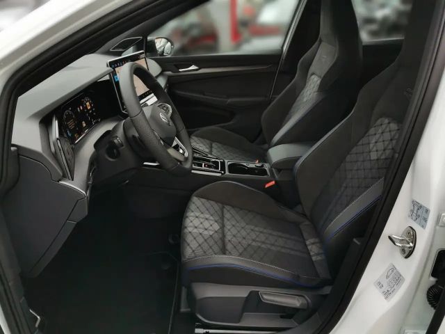 Volkswagen Golf 1.5 eTSI R-Line