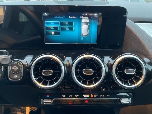 Mercedes-Benz B 200 B 200 d