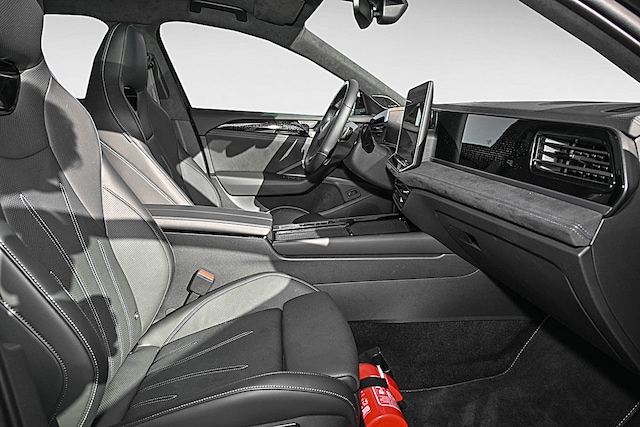 Volkswagen Passat DSG R-Line