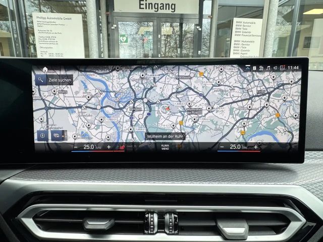 BMW 330 330i M-Sport Sedan xDrive