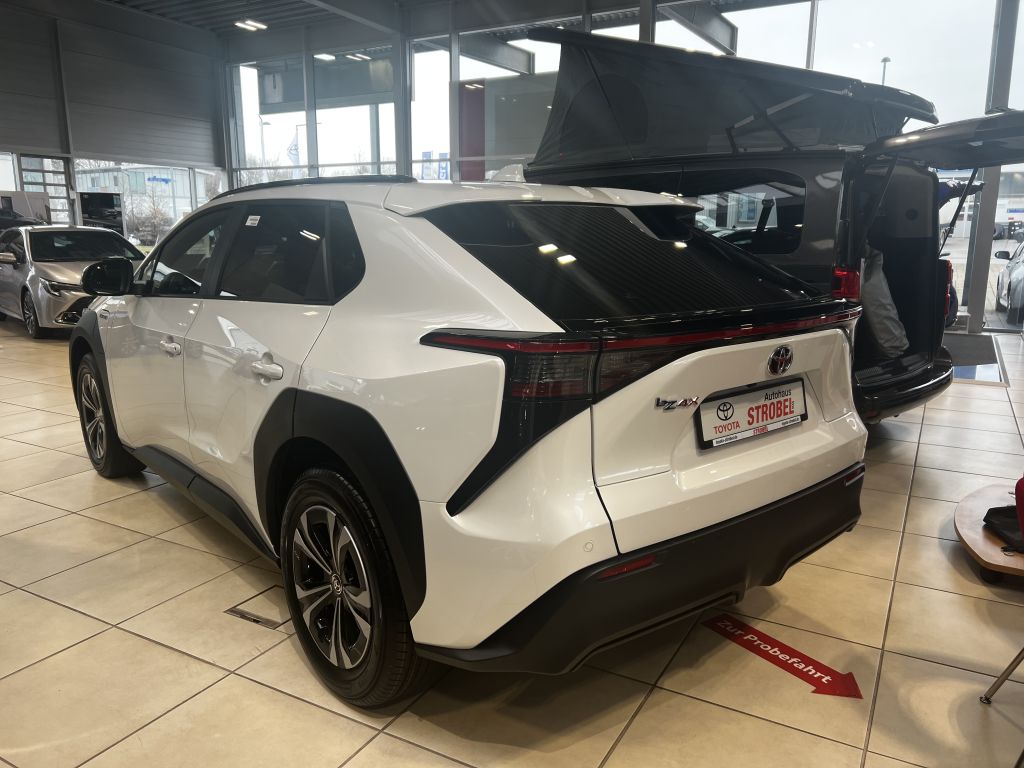 Toyota bZ4X 5-deurs Basis Comfort