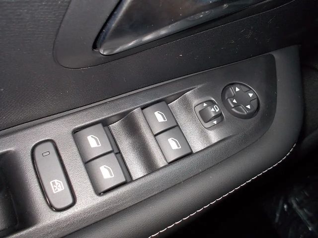 Peugeot 208 Allure Pack PureTech