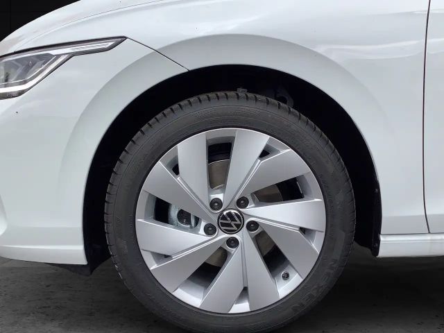 Volkswagen Golf TSI LED Pano AHK ACC SHZ App PDC