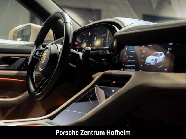 Porsche Taycan 4 Cross Turismo