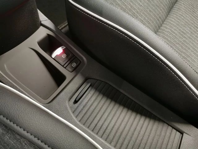 Mitsubishi Colt 1.6 Hybrid