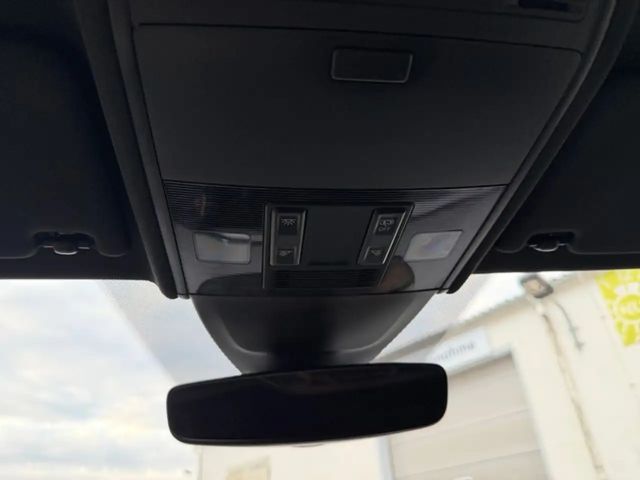 Volkswagen Taigo 1.0 TSI DSG R-Line