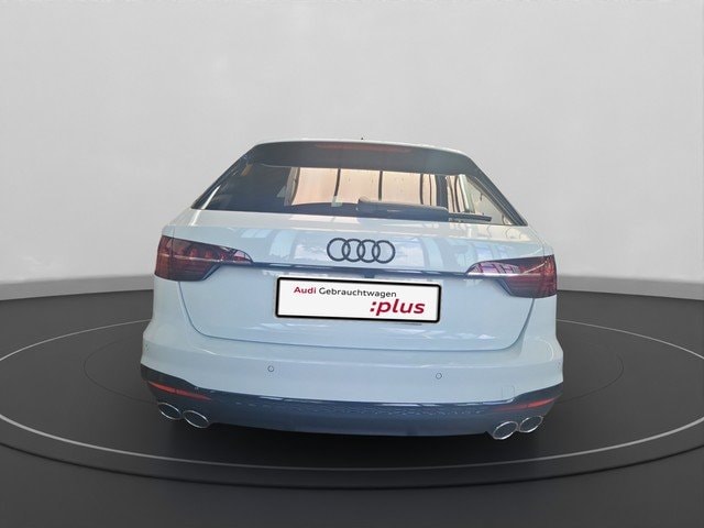 Audi S4 Avant Quattro