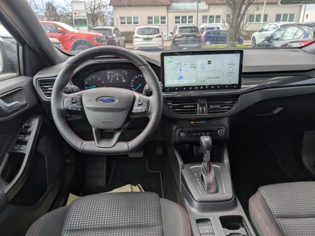 Ford Focus ST Line Wagon