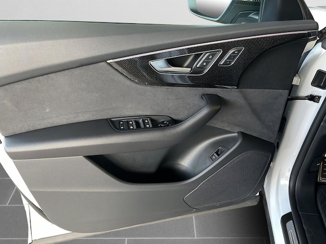 Audi Q8 55 TFSI Competition Quattro