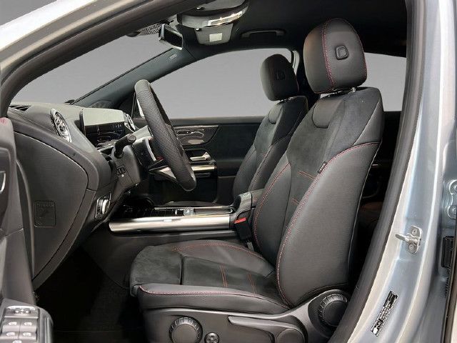 Mercedes-Benz GLA 200 AMG Line