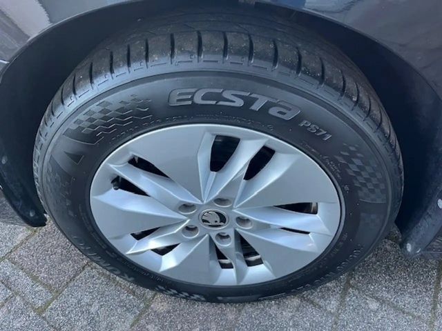 Skoda Octavia 2.0 TDI Ambition Combi