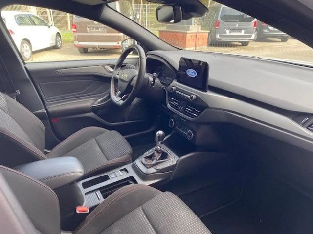 Ford Focus Limited ST Line Style