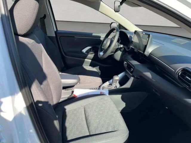 Toyota Yaris Business Hybride VVT-i