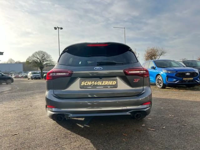 Ford Focus ST Line Wagon