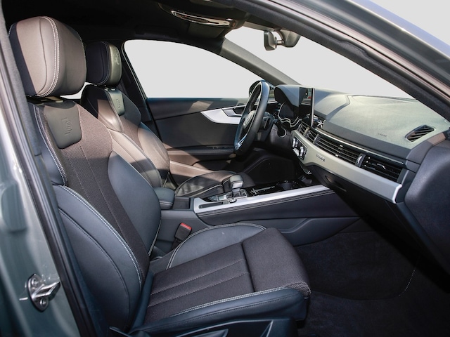 Audi A4 40 TFSI Avant Quattro S-Line S-Tronic