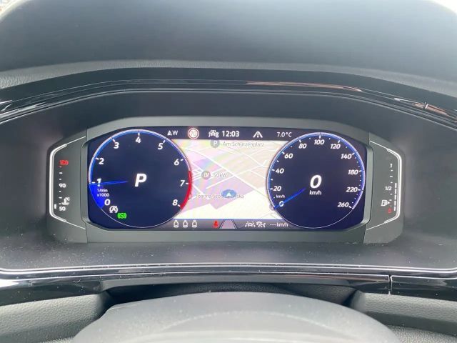 Volkswagen T-Roc 1.5 TSI DSG R-Line