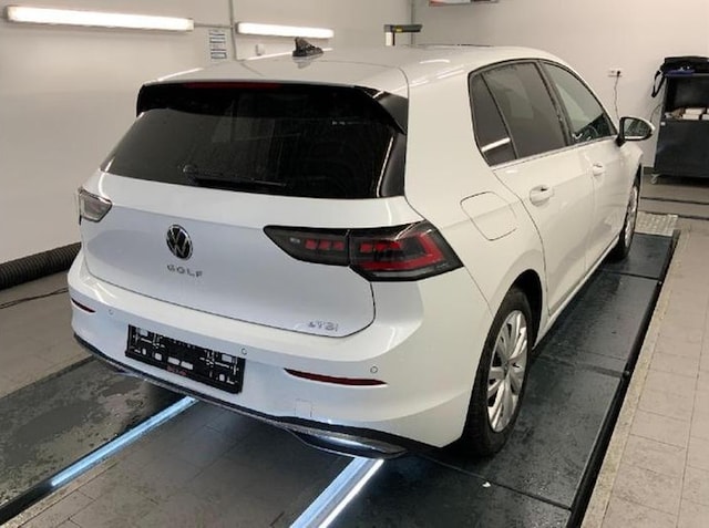 Volkswagen Golf DSG IQ.Drive