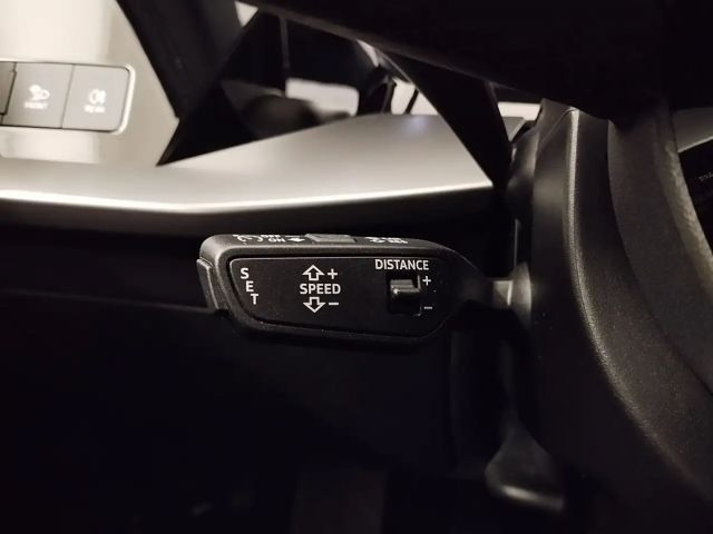 Audi A3 30 TDI Sedan