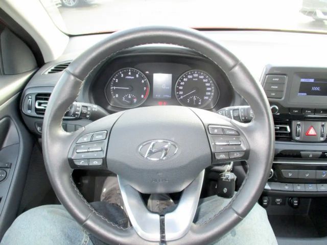 Hyundai i30 Kombi - PD i-Line 1,5 DPI c1ki0