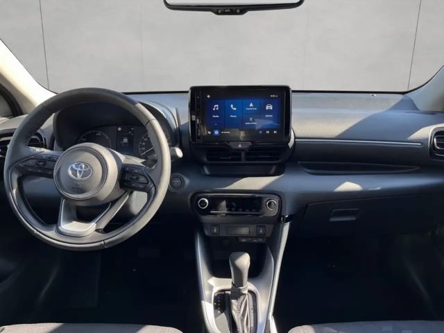 Toyota Yaris Business Hybride VVT-i