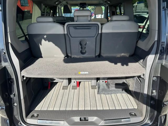 Volkswagen Multivan Lang Style T7