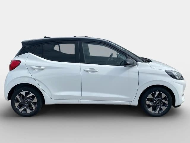 Hyundai i10 GO Plus 1,0 MT a5bu1 Schwarzes Dach