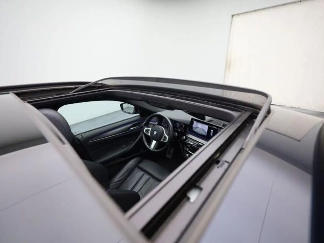 BMW 518 M PACK - PANODAK - ACC - AUTOM