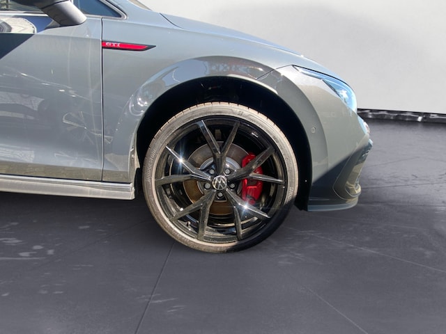 Volkswagen Golf 2.0 TSI DSG IQ.Drive