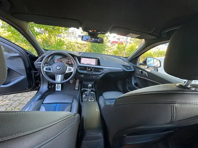 BMW 118 118i M-Sport Sedan