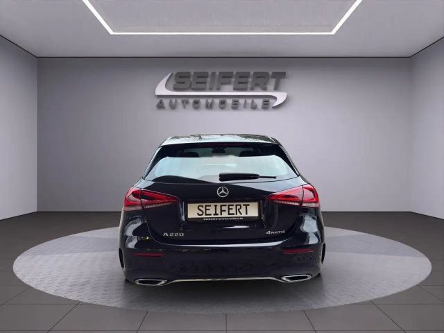 Mercedes-Benz A 220 4MATIC AMG Line