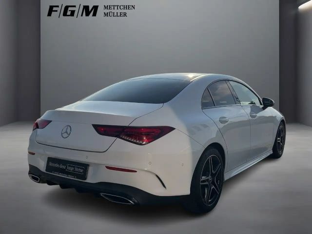 Mercedes-Benz CLA 220 AMG Line CLA 220 d Coupé