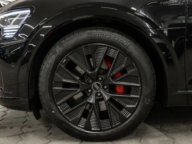 Audi Q8 e-tron 50 Quattro S-Line